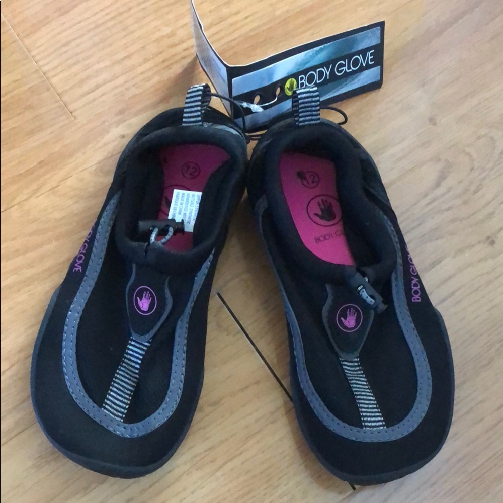 Body Glove Kids Water Shoes - Black and Pink